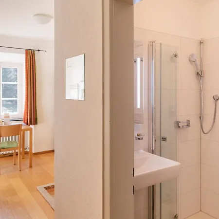 Hotell Klostergut Kronburg 3*