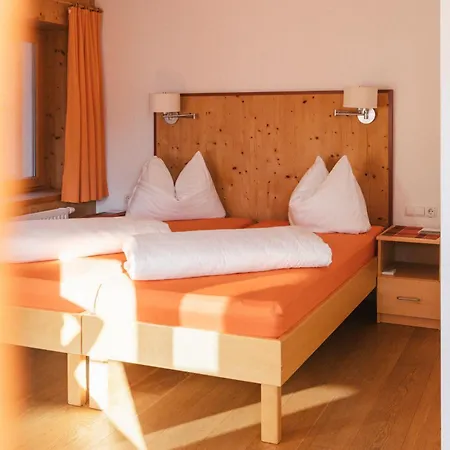 Klostergut Kronburg Zams