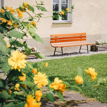 Klostergut Kronburg 3* زامز