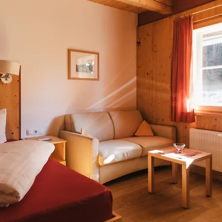 فندق Klostergut Kronburg زامز