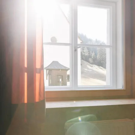 Klostergut Kronburg 3* زامز