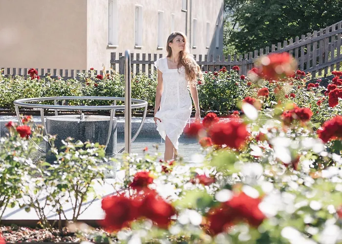 Ξενοδοχείο Klostergut Kronburg 3*