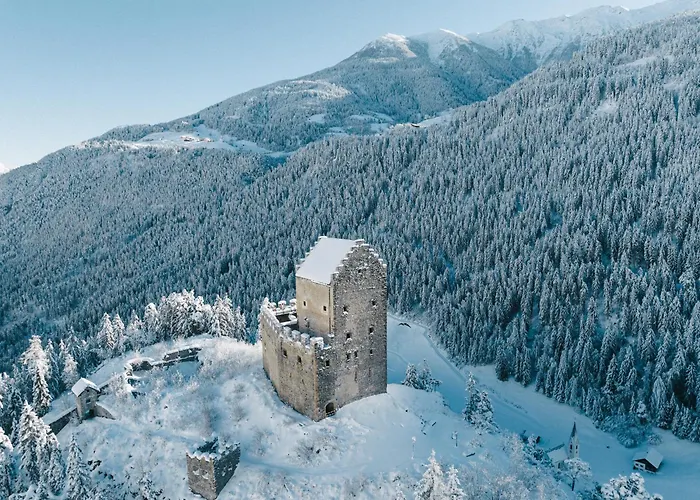 Ξενοδοχείο Klostergut Kronburg 3*