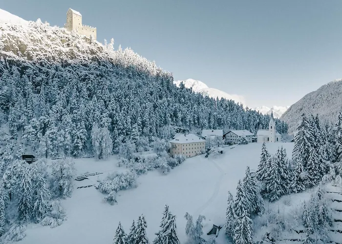 Ξενοδοχείο Klostergut Kronburg 3*