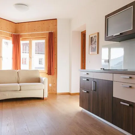 Klostergut Kronburg Szálloda 3*