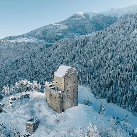 Szálloda Klostergut Kronburg 3*