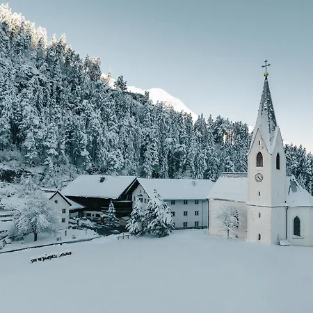 Klostergut Kronburg Szálloda